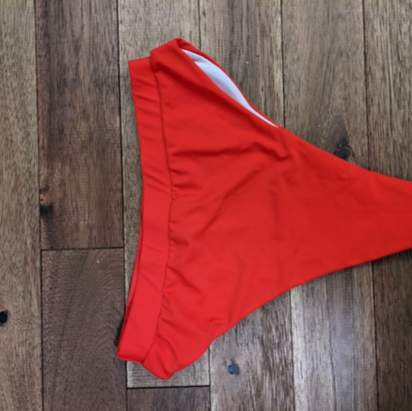 Bikini bottom, size M-L - Picture 2 of 2